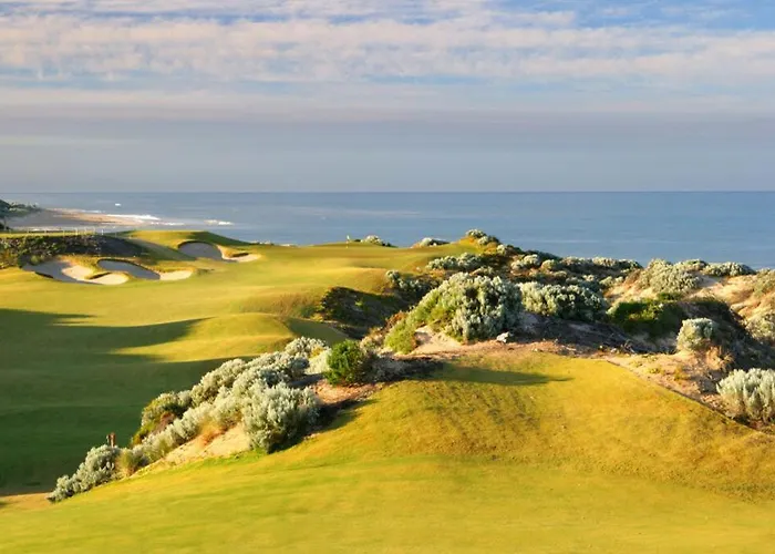 Golfers Dream 300M To The Beach